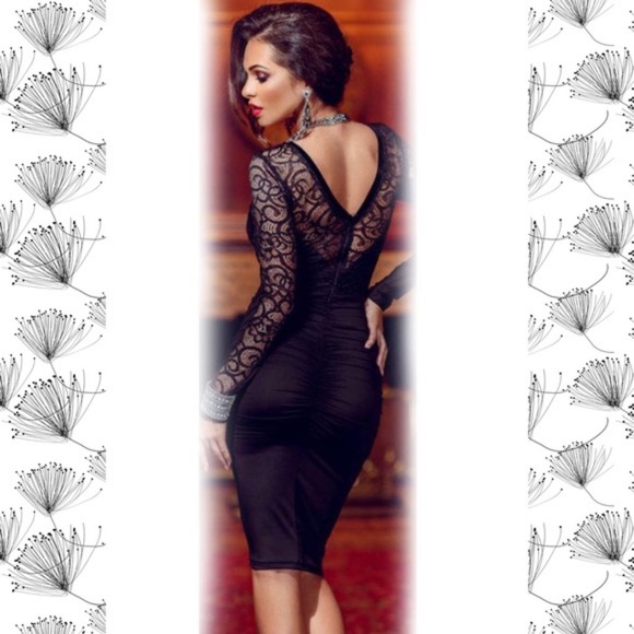 Gorgeous! Floral Appliqué Lace Ruched Dress - Picture 2 of 4